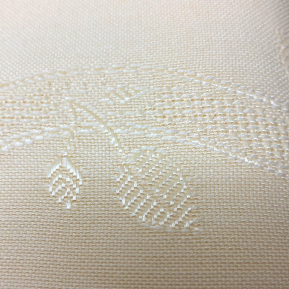 Yellow Embroidered Tablecloth - Picture 2 of 3